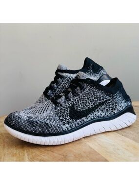 Nike Free RN Flyknit Running Shoes Black White Stretchy Lace Up Sneakers Sz 8.5